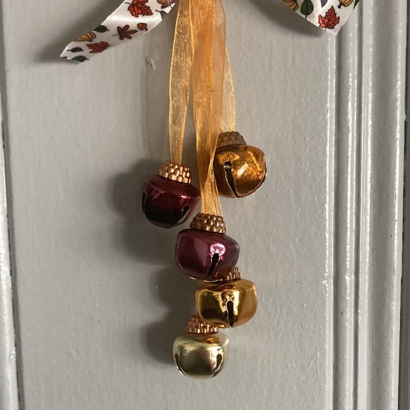 NWT Gold Fall Harvest Theme Door Knob Hanger w/ Bells & Bow - Picture 4 of 8